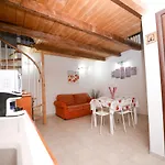 Sweet Nyaraló